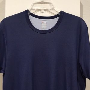 Champion poly knit t-shirt size L (42-44)
